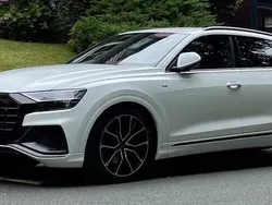 Weiß Gebraucht 2018 Audi Q8 S-Line SUV | 52.650 € (Superpreis)