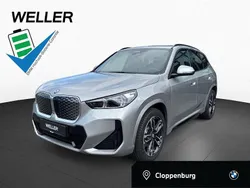 Silber Neu 2025 BMW iX1 M Sport SUV | 59.690 € (Etwas zu teuer)