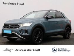 Petroleum blue metallic deep b Gebraucht 2022 VW T-Roc Life SUV | 26.490 € (Fairer Preis)
