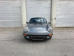 Grau metallic Gebraucht 1989 Porsche 911 Carrera Coupé | 77.900 €