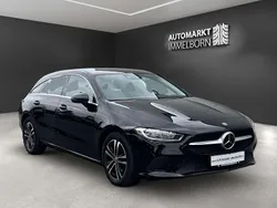 Nachtschwarz Gebraucht 2023 Mercedes CLA200 Kombi | 27.180 € (Superpreis)