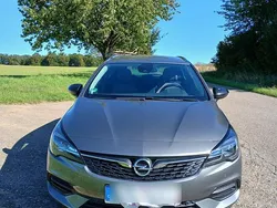 Grau Gebraucht 2021 Opel Astra Kombi | 12.800 € (Fairer Preis)