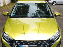 Gelb Gebraucht 2024 Hyundai i20 Trend Kleinwagen | 21.600 € (Teuer)