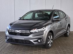 Grau Gebraucht 2024 Dacia Logan Expression Limousine | 17.490 € (Fairer Preis)