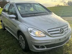 Silber Gebraucht 2006 Mercedes B200 Van / Kleinbus | 5.500 € (Teuer)
