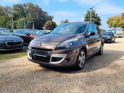Braun Gebraucht 2010 Renault Scénic III Van / Kleinbus | 2.780 € (Superpreis)
