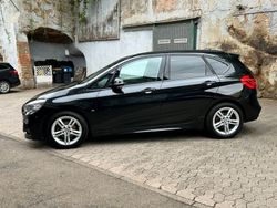 Schwarz Gebraucht 2016 BMW 216 M Sport Kombi | 10.500 € (Fairer Preis)
