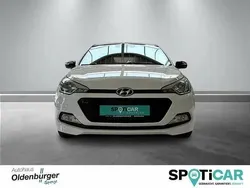 Polarweiss Gebraucht 2018 Hyundai i20 Passion Kleinwagen | 10.395 € (Fairer Preis)