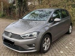 Grau Gebraucht 2015 VW Golf Sportsvan Van / Kleinbus | 7.200 € (Superpreis)