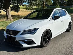 Weiß Gebraucht 2020 Cupra Leon Limousine | 29.000 € (Fairer Preis)