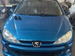 Blau Gebraucht 2004 Peugeot 206 CC Cabrio | 2.299 € (Etwas zu teuer)