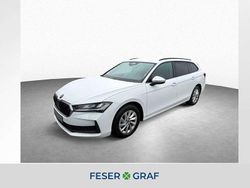 Purity weiss Gebraucht 2025 Skoda Superb Essence Kombi | 31.490 € (Teuer)