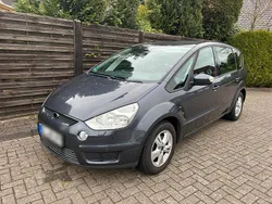 Grau Gebraucht 2009 Ford S-MAX S Van / Kleinbus | 3.999 € (Etwas zu teuer)