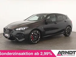 Schwarz Gebraucht 2025 BMW M135 Sport Line Kleinwagen | 50.284 €