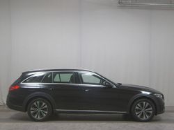 Schwarz Gebraucht 2022 Mercedes C220 Avantgarde Kombi | 27.480 € (Guter Preis)