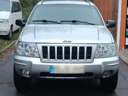 Silber Gebraucht 2003 Jeep Cherokee SUV | 10.500 €