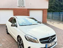 Weiß Gebraucht 2016 Mercedes A160 Limousine | 12.900 € (Superpreis)