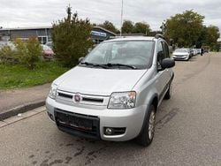 Silber Gebraucht 2011 Fiat Panda 4x4 Climbing Kleinwagen | 3.799 € (Guter Preis)