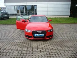 Rot Gebraucht 2014 Audi A4 S-Line Limousine | 13.900 € (Guter Preis)