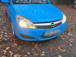 Blau Gebraucht 2009 Opel Astra Kombi | 8.500 €