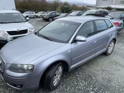 Silberblü Gebraucht 2005 Audi A3 Sportback Attraction Kombi | 2.950 € (Fairer Preis)