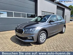 Graphitegrau metallic Neu 2025 Skoda Fabia Selection Limousine | 21.990 € (Guter Preis)