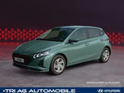 Grün Neu 2025 Hyundai i20 Select Limousine | 20.749 € (Etwas zu teuer)