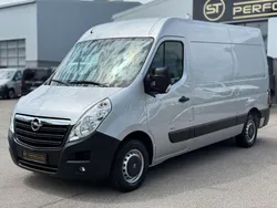 Silber Gebraucht 2018 Opel Movano Van | 17.990 € (Fairer Preis)