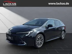 Schwarz Gebraucht 2023 Toyota Corolla Team Kombi | 27.490 € (Fairer Preis)
