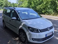 Weiß Gebraucht 2011 VW Touran Trendline Van / Kleinbus | 5.000 € (Superpreis)