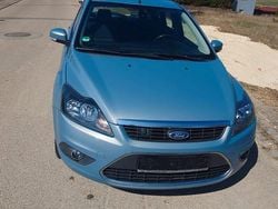 Blau Gebraucht 2008 Ford Focus Titanium Limousine | 3.500 €