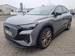 Grau Gebraucht 2022 Audi Q4 Sportback e-tron Edition .1 SUV | 37.900 €