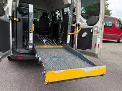 Grau Gebraucht 2015 Ford Transit Custom Van / Kleinbus | 19.900 €