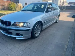 Silber Gebraucht 2001 BMW 320 M Sport Kombi | 2.199 € (Guter Preis)