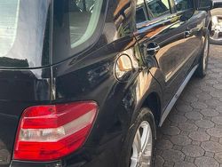 Schwarz Gebraucht 2008 Mercedes ML280 Edition 1 SUV | 7.500 € (Fairer Preis)