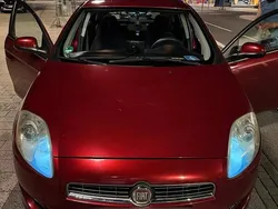 Rot Gebraucht 2007 Fiat Bravo Kleinwagen | 3.000 € (Etwas zu teuer)