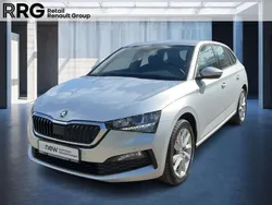 Brilliantsilber metallic (sil Gebraucht 2022 Skoda Scala Style Kleinwagen | 20.989 € (Guter Preis)