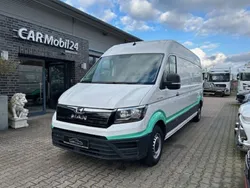 Weiß (metallic) Gebraucht 2020 MAN TGE Van | 21.899 € (Fairer Preis)