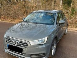 Grau Gebraucht 2016 Audi A1 Kleinwagen | 13.790 € (Teuer)