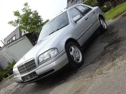 Silber Gebraucht 1997 Mercedes C180 Elegance Limousine | 2.599 € (Guter Preis)
