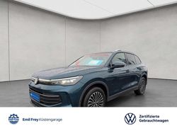 Nightshade blue metallic Gebraucht 2025 VW Tiguan Life SUV | 36.490 € (Fairer Preis)