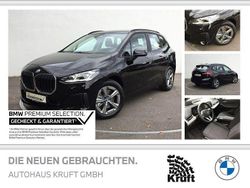Schwarz ii Gebraucht 2024 BMW 230e Active Tourer Luxury Line Van / Kleinbus | 44.888 € (Teuer)