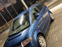 Blau Gebraucht 2004 Audi A2 Kleinwagen | 2.550 € (Guter Preis)