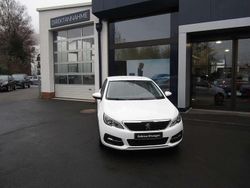 Schneeweiß Gebraucht 2019 Peugeot 308 Limousine | 13.490 € (Etwas zu teuer)