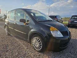 Grün Gebraucht 2006 Renault Modus Authentique Van / Kleinbus | 2.499 € (Etwas zu teuer)
