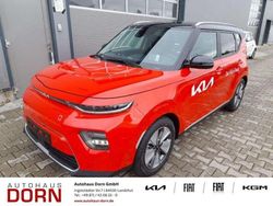 Rot Gebraucht 2024 Kia Soul EV Inspiration SUV | 33.990 € (Teuer)