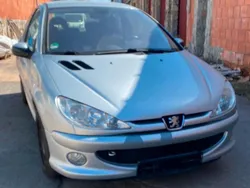 Silber Gebraucht 2003 Peugeot 206 Kleinwagen | 1.200 € (Fairer Preis)