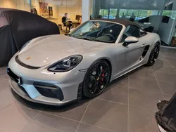 Silber Gebraucht 2023 Porsche 718 Spyder Cabrio | 120.000 € (Teuer)