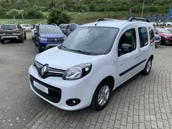Weiß (mineralweiß) Gebraucht 2020 Renault Kangoo LIMITED Deluxe Van / Kleinbus | 17.990 €
