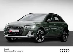 Grün Gebraucht 2024 Audi A3 Sport Limousine | 39.788 € (Fairer Preis)